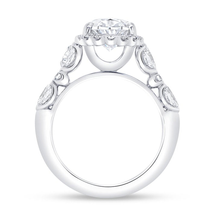 1.04ctw Oval Halo Engagement Ring