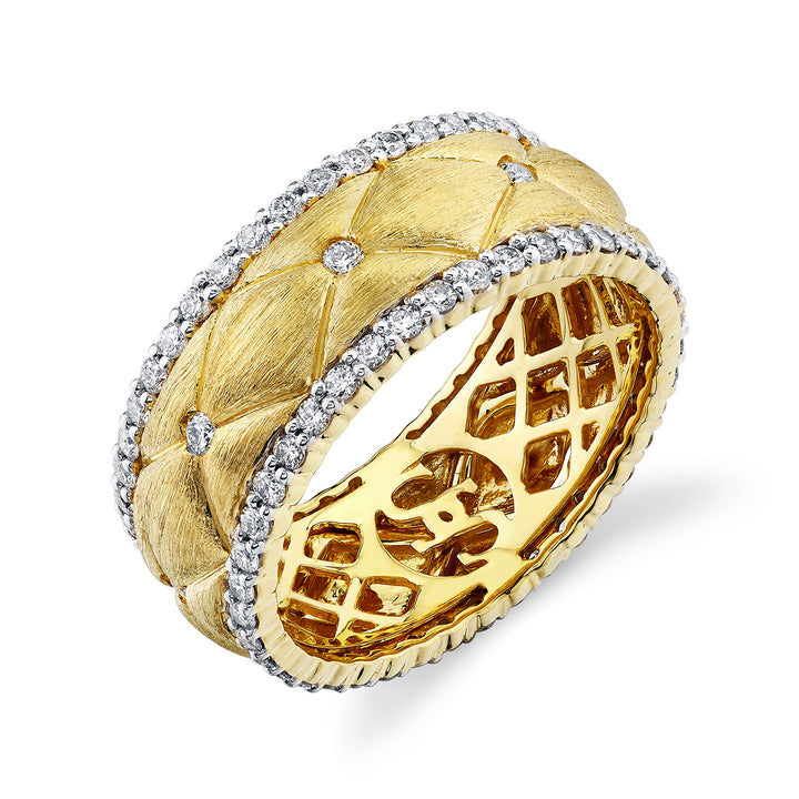 Quilted Band with Diamonds